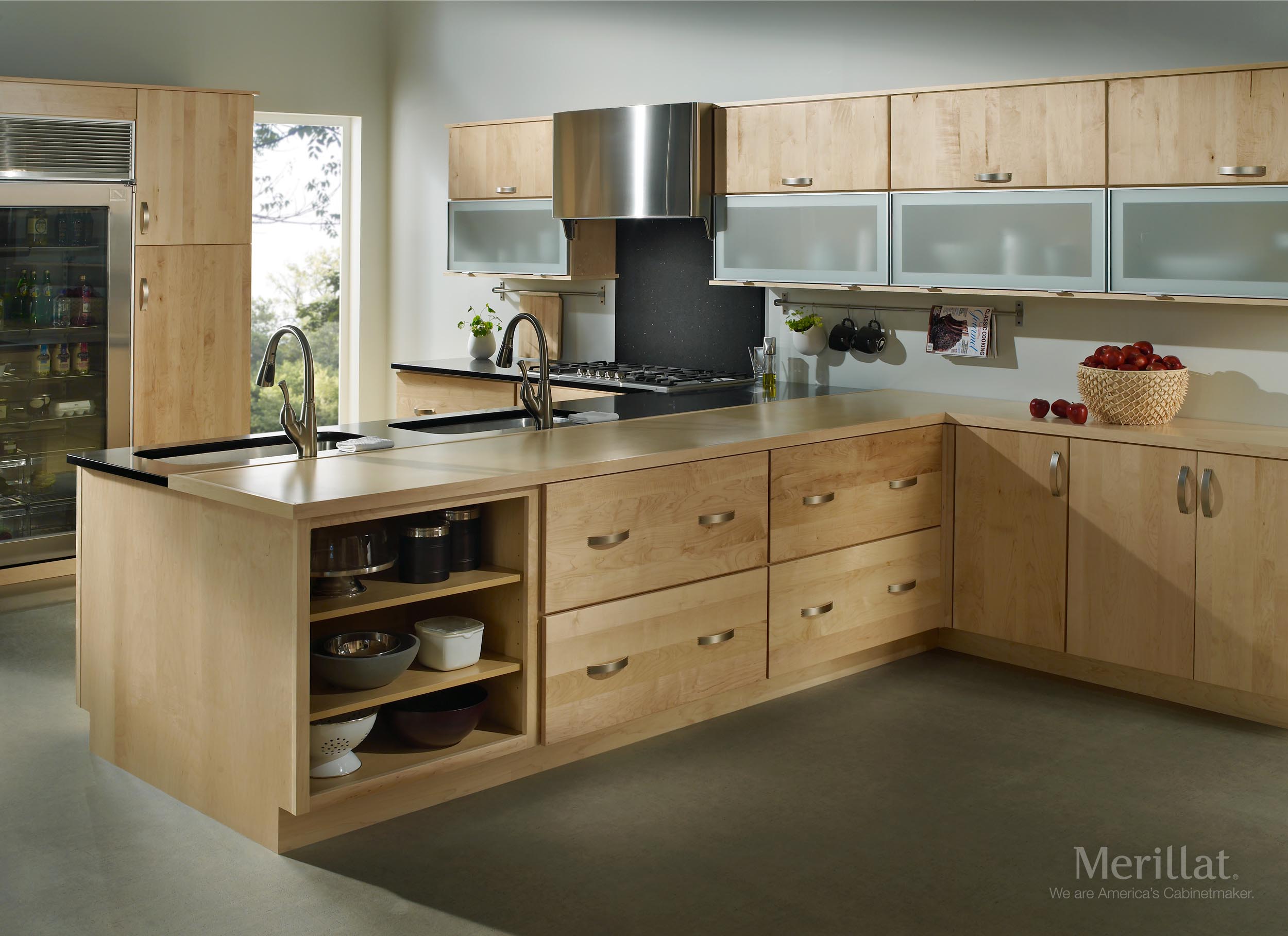 Kitchen & Bath Cabinets Craftwood Products for Builders and Kitchen & Bath Cabinets Craftwood Products for Builders and